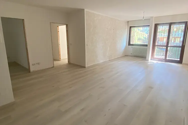pavimento-nuovo-in-gres-effetto-legno-treviglio